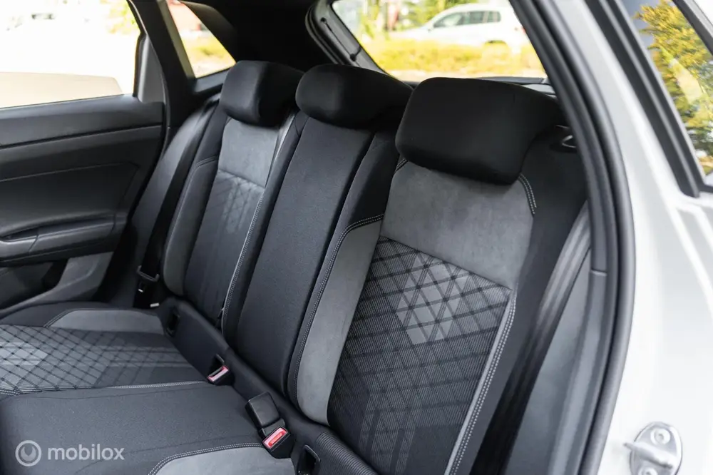 Volkswagen Polo 1.0 TSI DSG 3X R-Line IQ-Light Virtual Navi uit 2023, foto 11