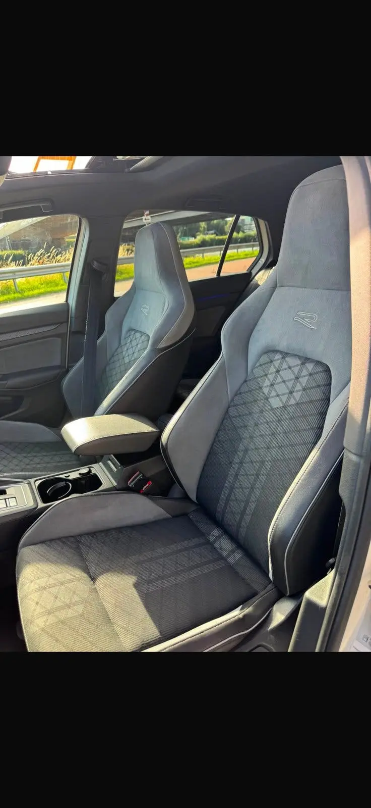 Volkswagen Golf 1.5 Etsi   3x Rline Wit uit 2021, foto 7
