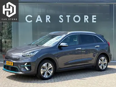 Kia Niro E-Niro ExecutiveLine 64 kWh 100% SOH WARMTEPOMP uit 2020