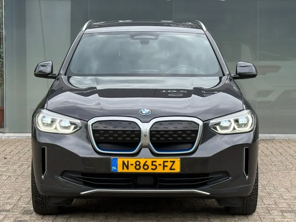 BMW iX3 High Executive 80 kWh 98% SOH Pano uit 2021, foto 7