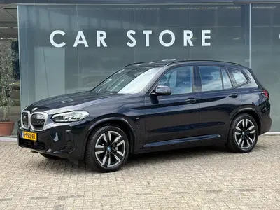 BMW iX3 Executive 80 kWh 98% SOH Shadow Line Pano uit 2021