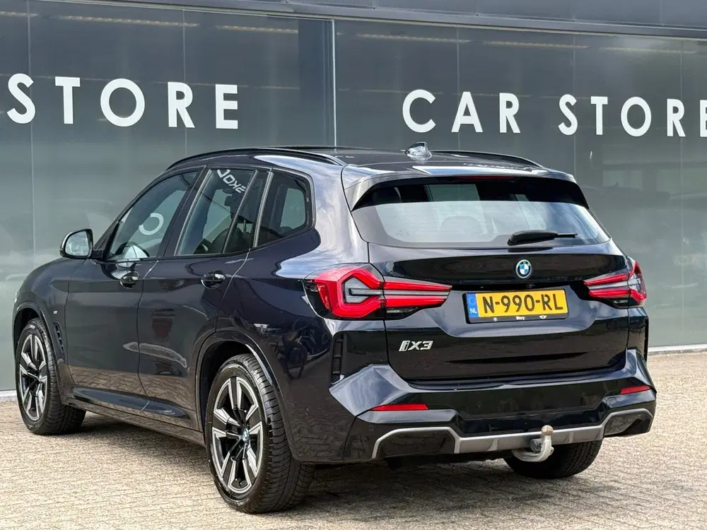 BMW iX3 Executive 80 kWh 98% SOH Shadow Line Pano uit 2021, foto 10