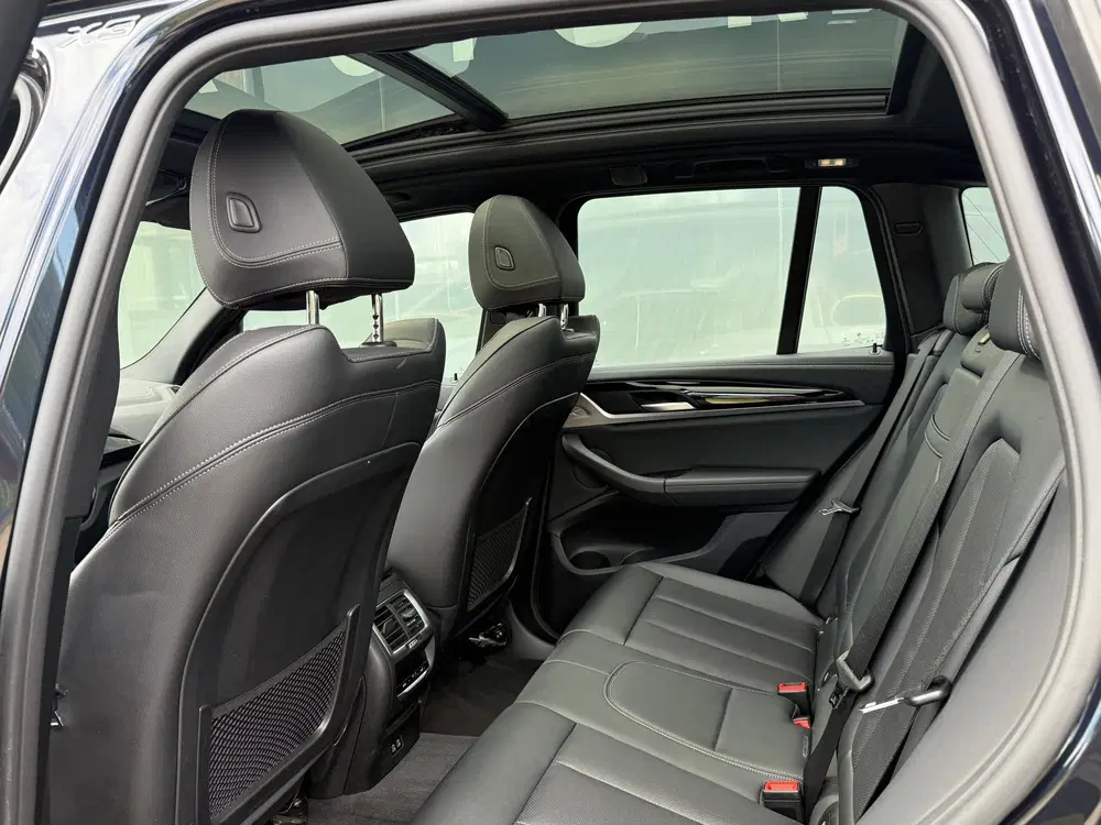 BMW iX3 Executive 80 kWh 98% SOH Shadow Line Pano uit 2021, foto 19