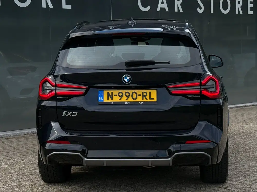 BMW iX3 Executive 80 kWh 98% SOH Shadow Line Pano uit 2021, foto 8