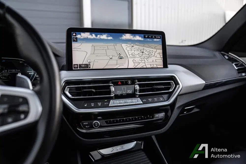 BMW X3 xDrive30e M-sport uit 2022, foto 16