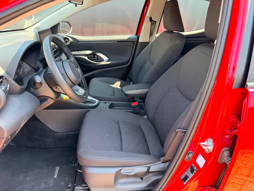 Mazda 2 1.5 Centre-line camera stoelverwarming uit 2025, foto 3
