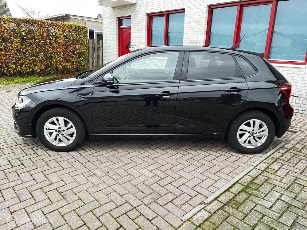 Volkswagen Polo 1.0 TSI AUTOMAAT/NAVI/CRUISE/PDC uit 2024, foto 2