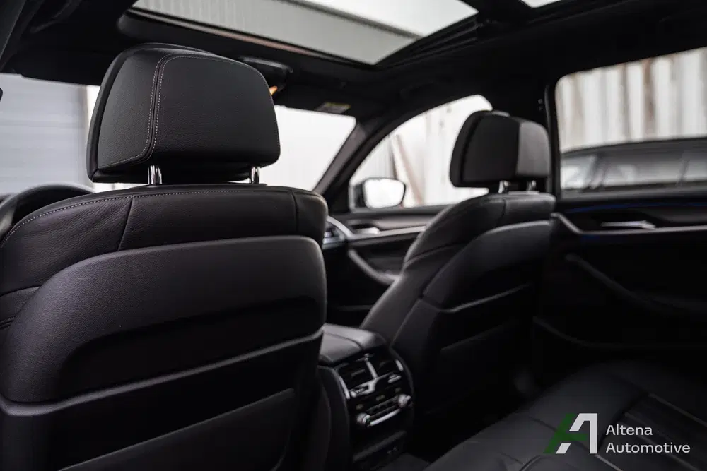 BMW 5-serie 530i xDrive High Executive Edition M-spo uit 2020, foto 12