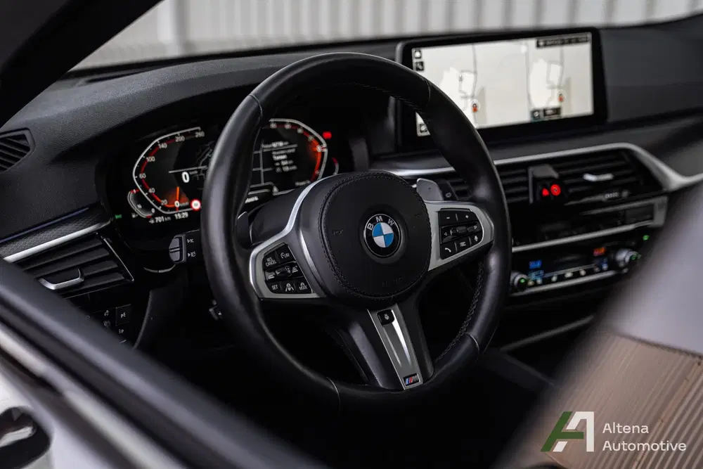 BMW 5-serie 530i xDrive High Executive Edition M-spo uit 2020, foto 5