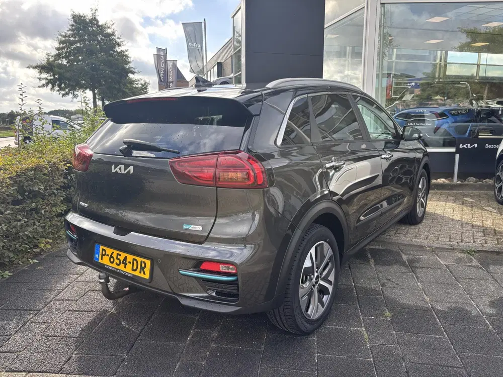 Kia Niro DynamicPlusLine 64 kWh NW geleverd & onder uit 2022, foto 3