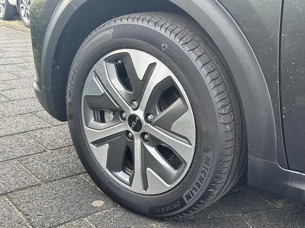 Kia Niro DynamicPlusLine 64 kWh NW geleverd & onder uit 2022, foto 7