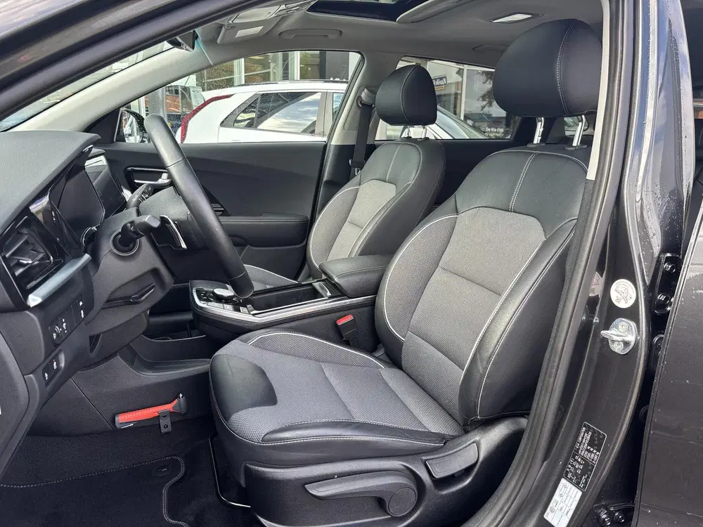 Kia Niro DynamicPlusLine 64 kWh NW geleverd & onder uit 2022, foto 9