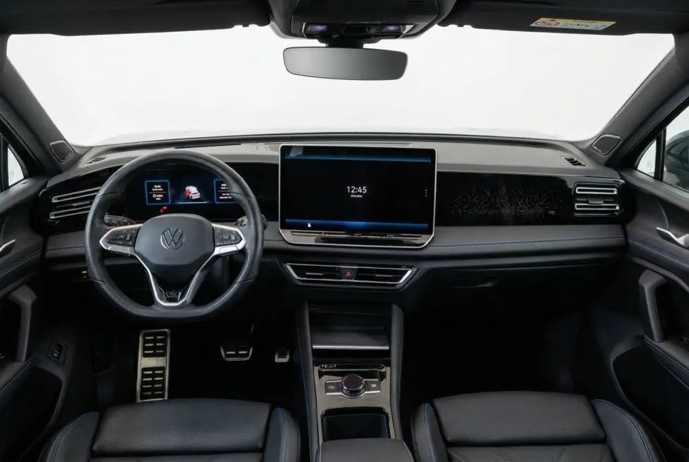 Volkswagen Tiguan 1.5 TSI eHybrid PHEV R-Line Pano l Leder l uit 2025, foto 14