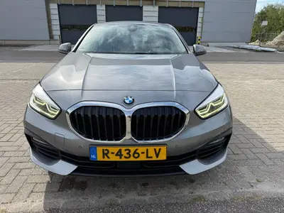 BMW 1-serie 116i Business Edition uit 2022