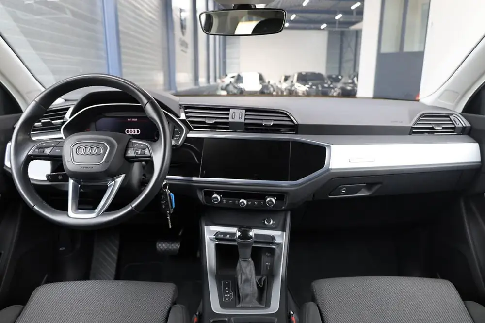 Audi Q3 Sportback 35 1.5 TFSI S-Edition 150+PK LED/S-LINE/VI uit 2020, foto 2