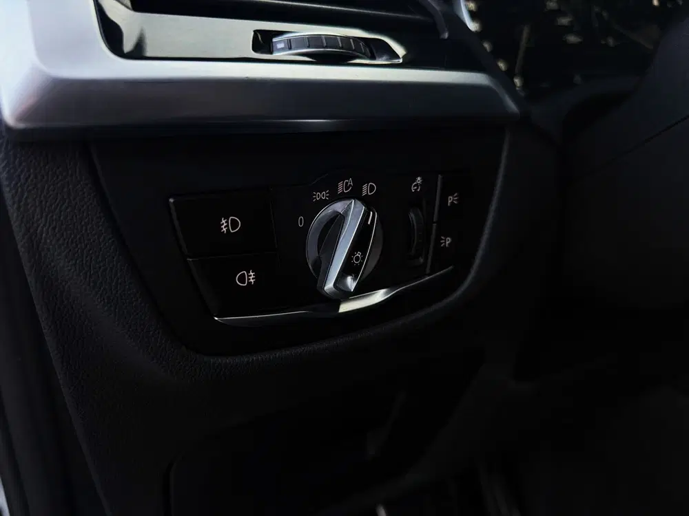 BMW X3 XDrive30i High Executive 252PK uit 2019, foto 17
