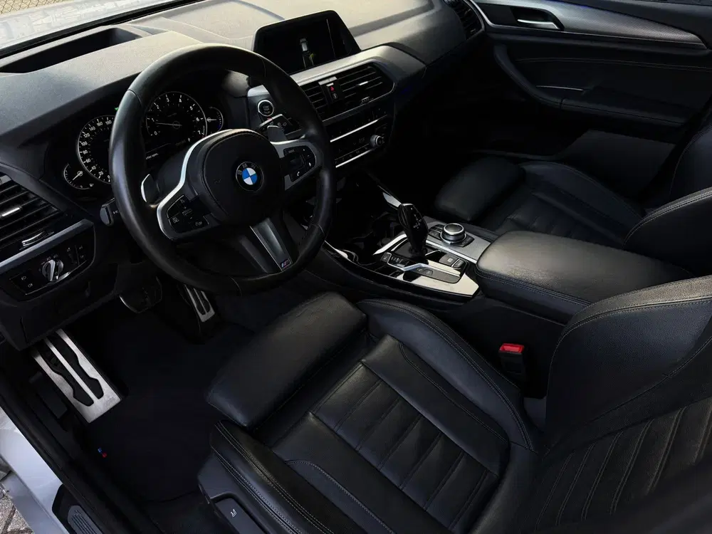 BMW X3 XDrive30i High Executive 252PK uit 2019, foto 3