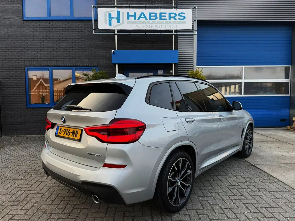 BMW X3 XDrive30i High Executive 252PK uit 2019, foto 8