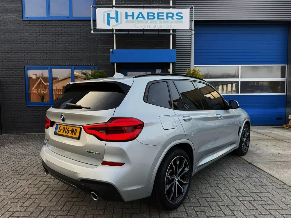 BMW X3 XDrive30i High Executive 252PK uit 2019, foto 9