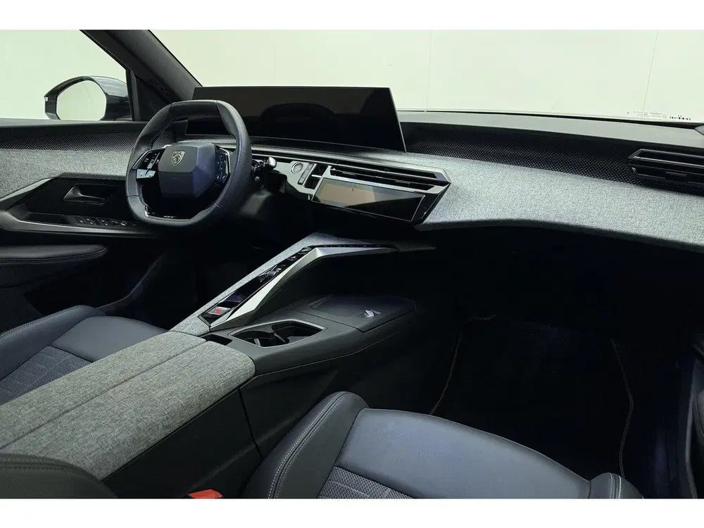 Peugeot 5008 1.2 Hybrid 145 GT 7p uit 2025, foto 17