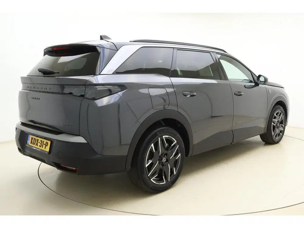 Peugeot 5008 1.2 Hybrid 145 GT 7p uit 2025, foto 2