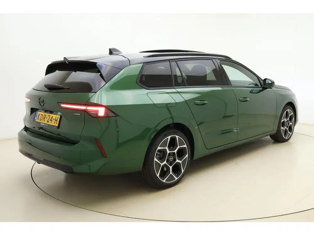 Opel Astra Sports Tourer 1.6 Turbo Plug In Hybrid Ult uit 2026, foto 2