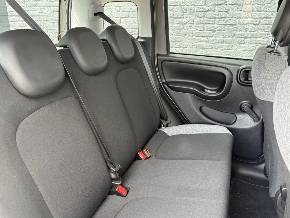 Fiat Panda 1.0 Hybrid City Life uit 2023, foto 14