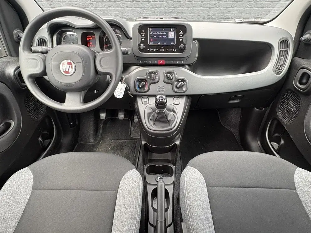 Fiat Panda 1.0 Hybrid City Life uit 2023, foto 17