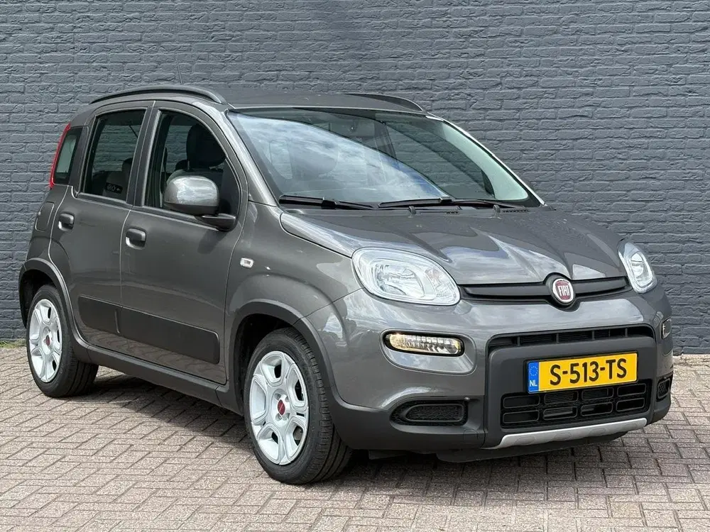 Fiat Panda 1.0 Hybrid City Life uit 2023, foto 3
