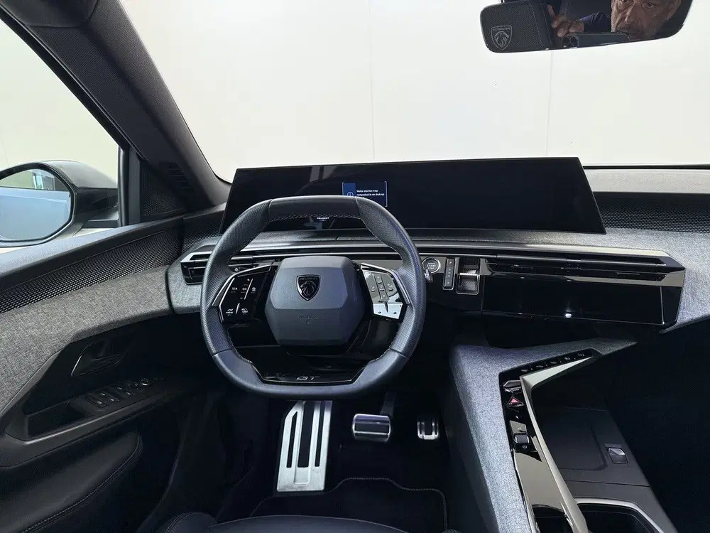 Peugeot 3008 1.6 plug-in Hybrid 195 GT uit 2025, foto 5