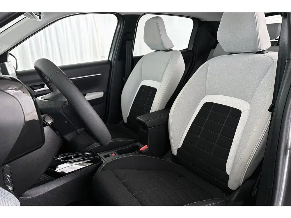 Citroën C3 ë-C3 Plus 113pk Comfort Range 44 kWh Apple uit 2025, foto 6
