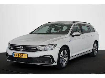 Volkswagen Passat Variant 1.4 TSI PHEV GTE (bj 2022) uit 2022