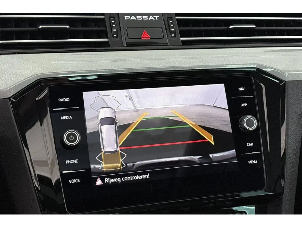 Volkswagen Passat Variant 1.4 TSI PHEV GTE (bj 2022) uit 2022, foto 15