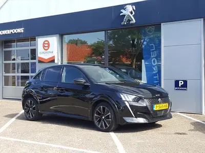 Peugeot 208 1.2 100pk GT Alcantara bekleding uit 2022