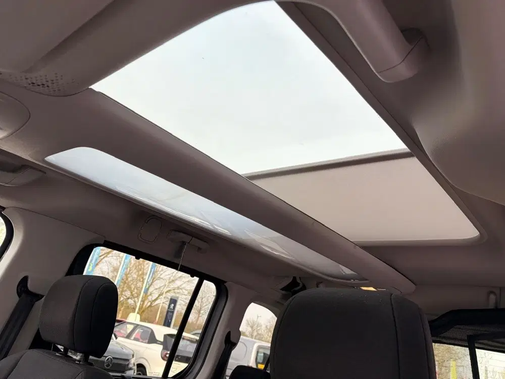 Citroën Berlingo 1.2 Shine 130pk Automaat uit 2023, foto 16