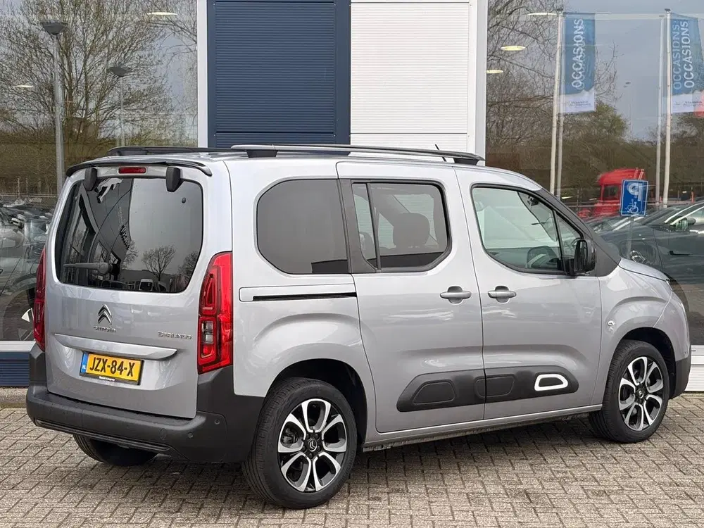 Citroën Berlingo 1.2 Shine 130pk Automaat uit 2023, foto 3