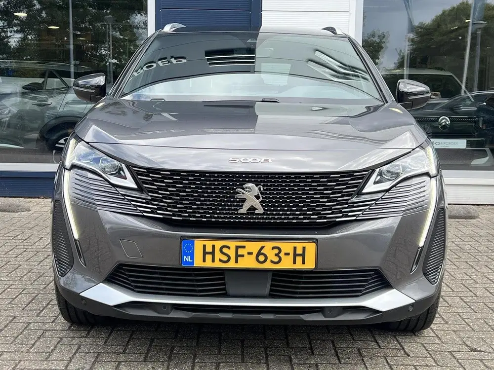 Peugeot 5008 uit 2023, foto 4
