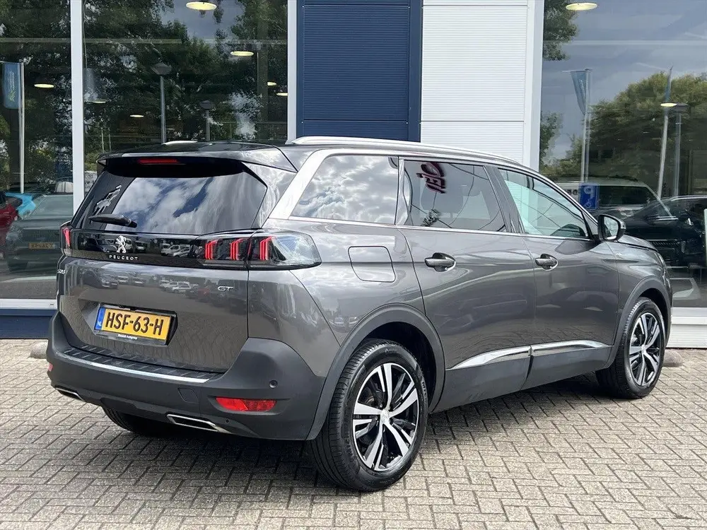 Peugeot 5008 uit 2023, foto 5