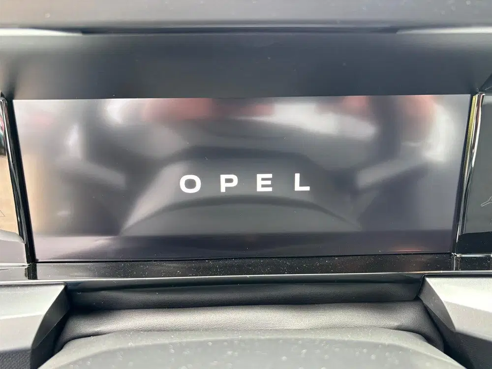 Opel Frontera 1.2 Turbo Hybrid 136pk eDCT uit 2025, foto 13