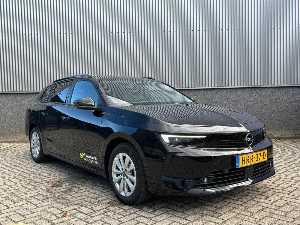 Opel Astra Sports Tourer 1.2 Turbo 110pk Business Edi uit 2025, foto 3