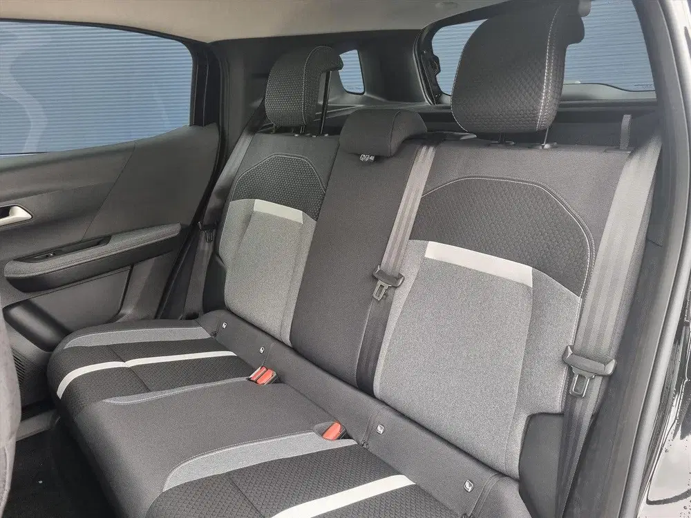 Opel Frontera 1.2 Turbo Hybrid 110pk GS uit 2025, foto 11
