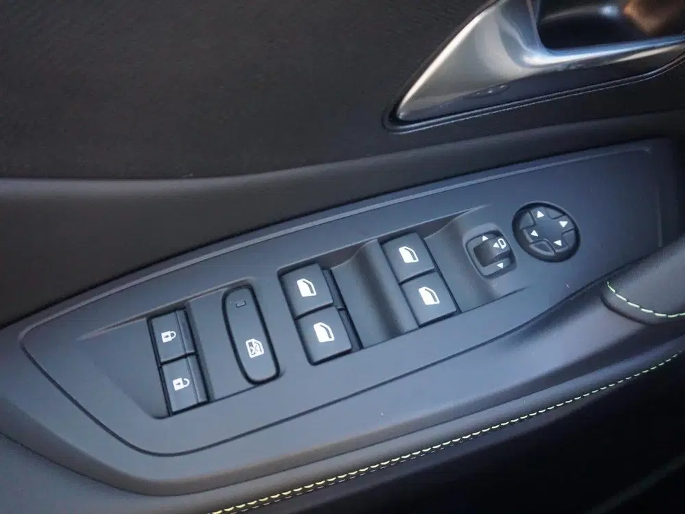 Peugeot 308 SW 1.2 Hybrid 145 e-DCS6 GT Afn. Trekhaak uit 2026, foto 17