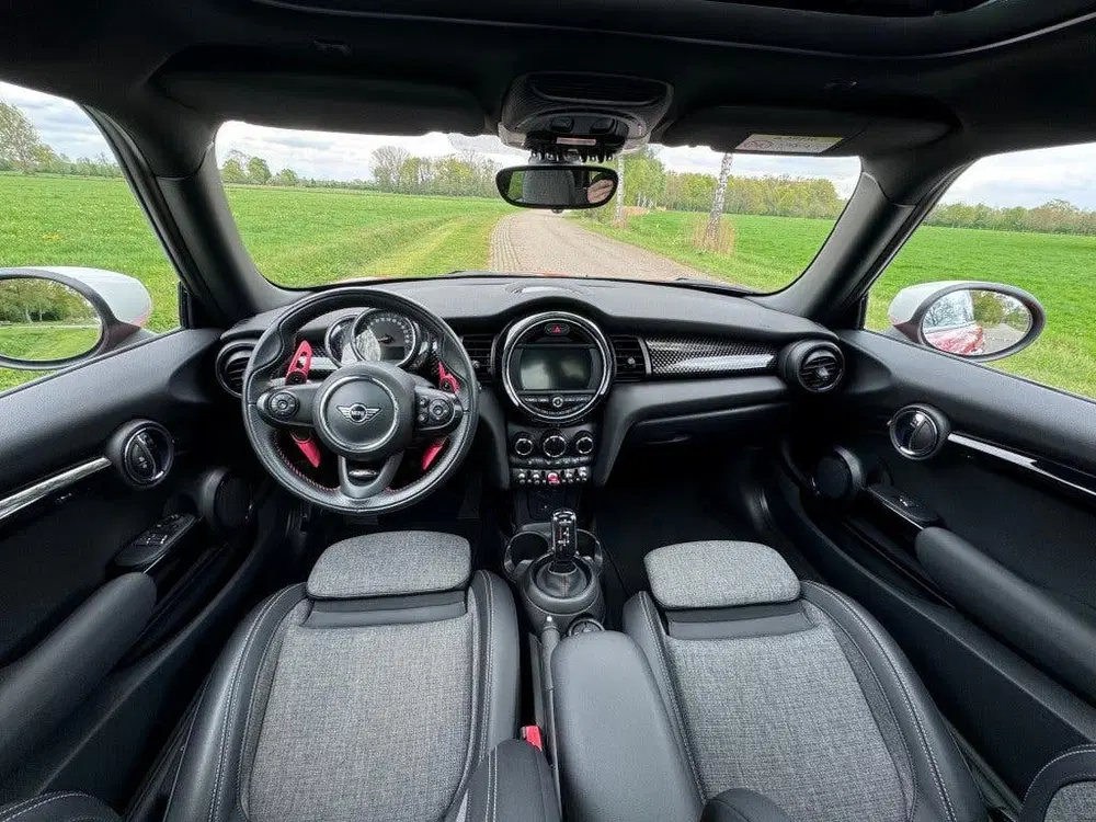Mini Cooper S 192PK uit 2020, foto 12