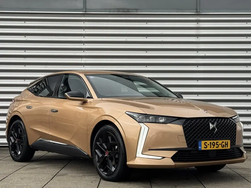 DS Automobiles DS 4 DS DS 4 1.2 Turbo 130pk 8-Traps Automaat P uit 2022, foto 3