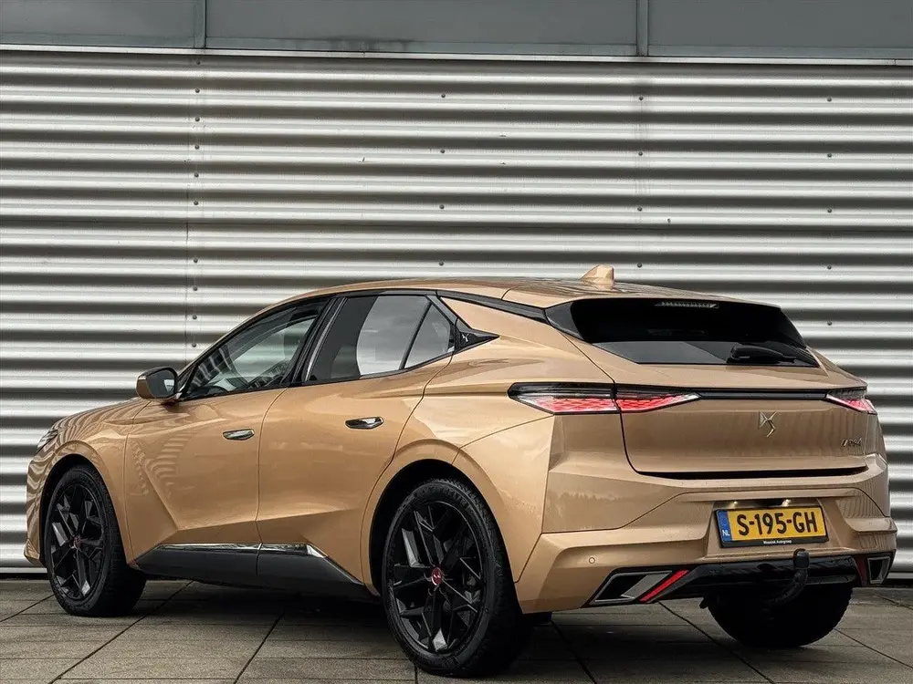 DS Automobiles DS 4 DS DS 4 1.2 Turbo 130pk 8-Traps Automaat P uit 2022, foto 4