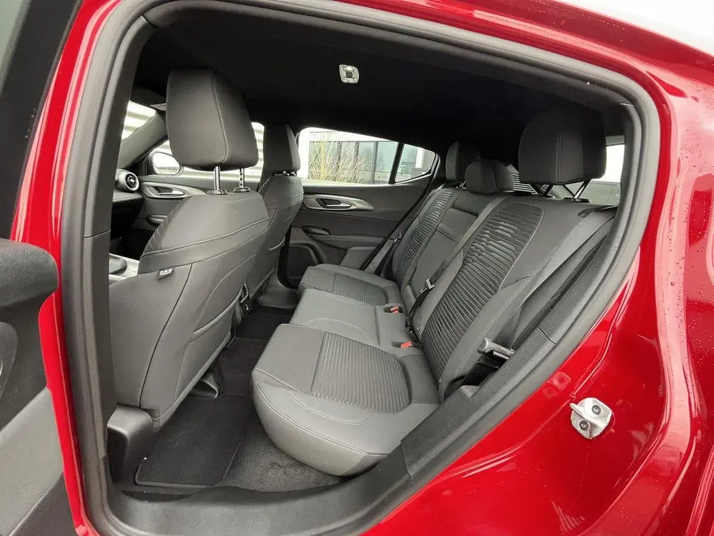 Alfa Romeo Tonale 1.5T Hybrid 130pk Aut Sprint | Navigatie | uit 2025, foto 19
