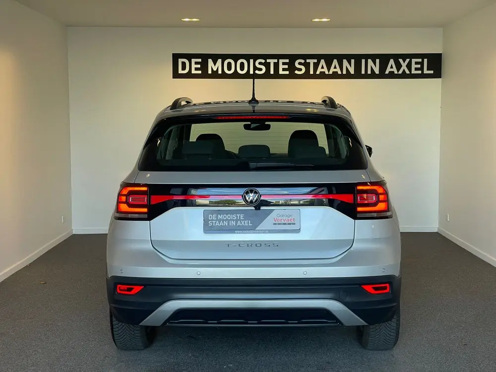 Volkswagen T-Cross 1.0 TSI Life uit 2023, foto 12