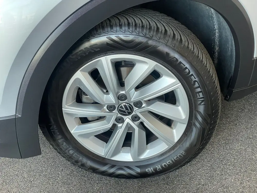 Volkswagen T-Cross 1.0 TSI Life uit 2023, foto 15