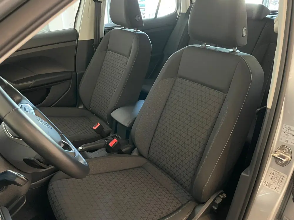 Volkswagen T-Cross 1.0 TSI Life uit 2023, foto 16