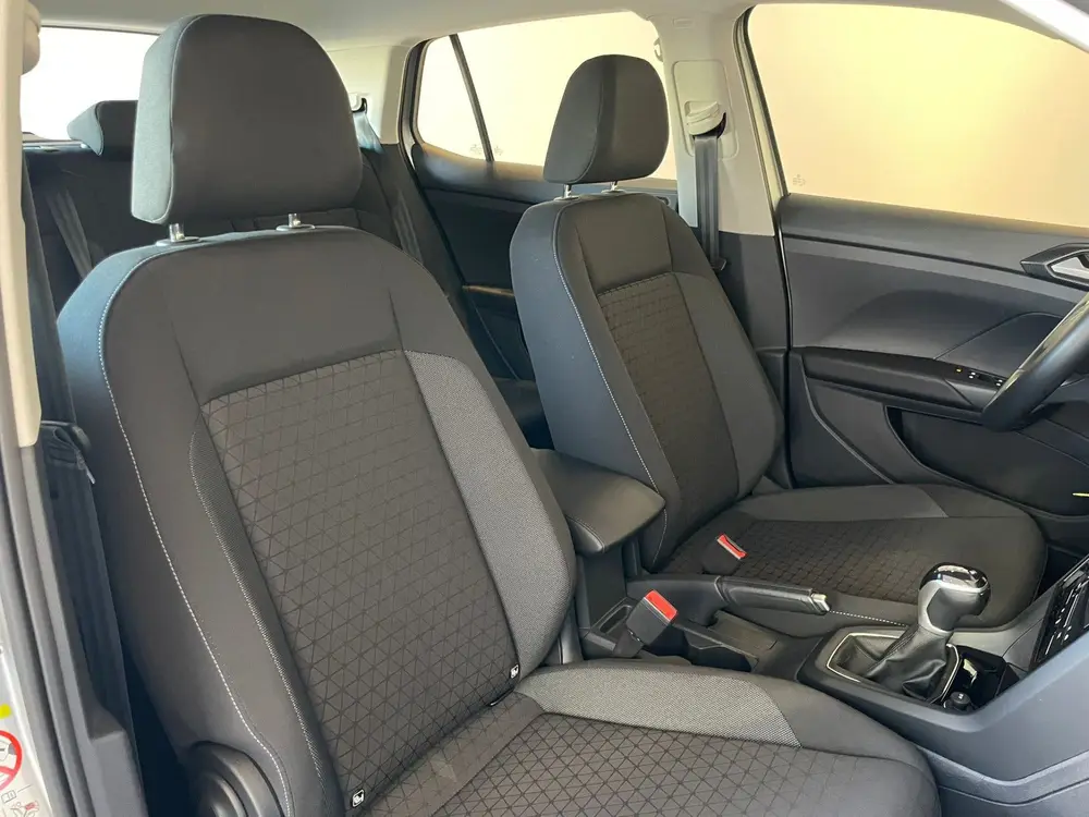 Volkswagen T-Cross 1.0 TSI Life uit 2023, foto 18